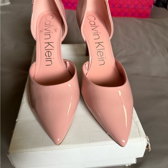 Calvin Klein pink patent d’orsay heels - Picture 2 of 9